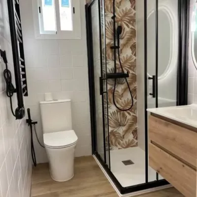 Cuarto de baño renovado en Maresme