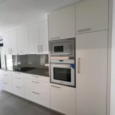 Reforma de cocina moderna en el Maresme